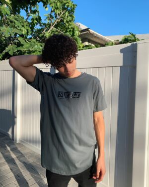 Diego Martir Instagram - 恋愛中 🥥🌥