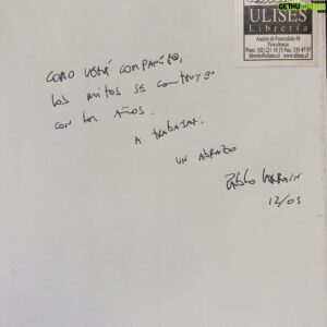 Diego Muñoz Instagram - En un diccionario que @pablofabula me regaló hace mucho tiempo, llamado "Mitos de Chile"  escribió, a modo de recuerdo, la siguiente frase: "Como verá compañero, los mitos se construyen con los años. A trabajar." Cinco años han pasado de ese lejano y emocionante Febrero de 2014, el de la foto. 
Con ese premio q todo lo cambió: "El Club" sería mundialmente aclamada, el monseñor Errazuriz posaría (dias después) con ese mismo oso, en primera clase, en un avion q volvía a Chile. Se pedirían explicaciones, se exigirían disculpas públicas, que cómo se podía ser tan falta de respeto con una figura eclesiástica tan importante. Y? Quién tenía la razón? Quién tendría despues que arrodillarse y pedir perdón? 
Cinco años han bastado para para darse cuenta que los mitos también se pueden Destruir.  Y a veces puede bastar una pelicula para lograrlo.
Te abrazo hermano, te admiro, te quiero.
#elclub #cinechileno #berlinale2014 #tbt