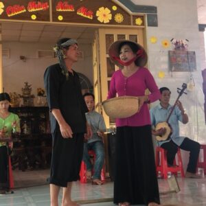 Diego Muñoz Instagram - Fragmento de Teatro musical, historias rurales cantadas a orillas del Mekong. 
Saigon, Vietnam.