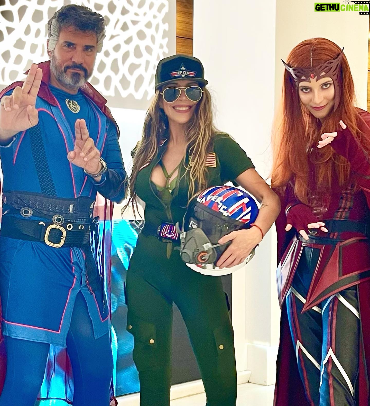 Diego Olivera - 3K Likes - “Me puse muchos objetivos en la vida… pero me distrajo la felicidad” mis amores ❤️❤️❤️@monicaayos @vickydoll22 #halloween #party #swat #drstrange #maverick #wandamaximoff #lincolnroad #miami #scarletwitch #miamibeach #fiesta