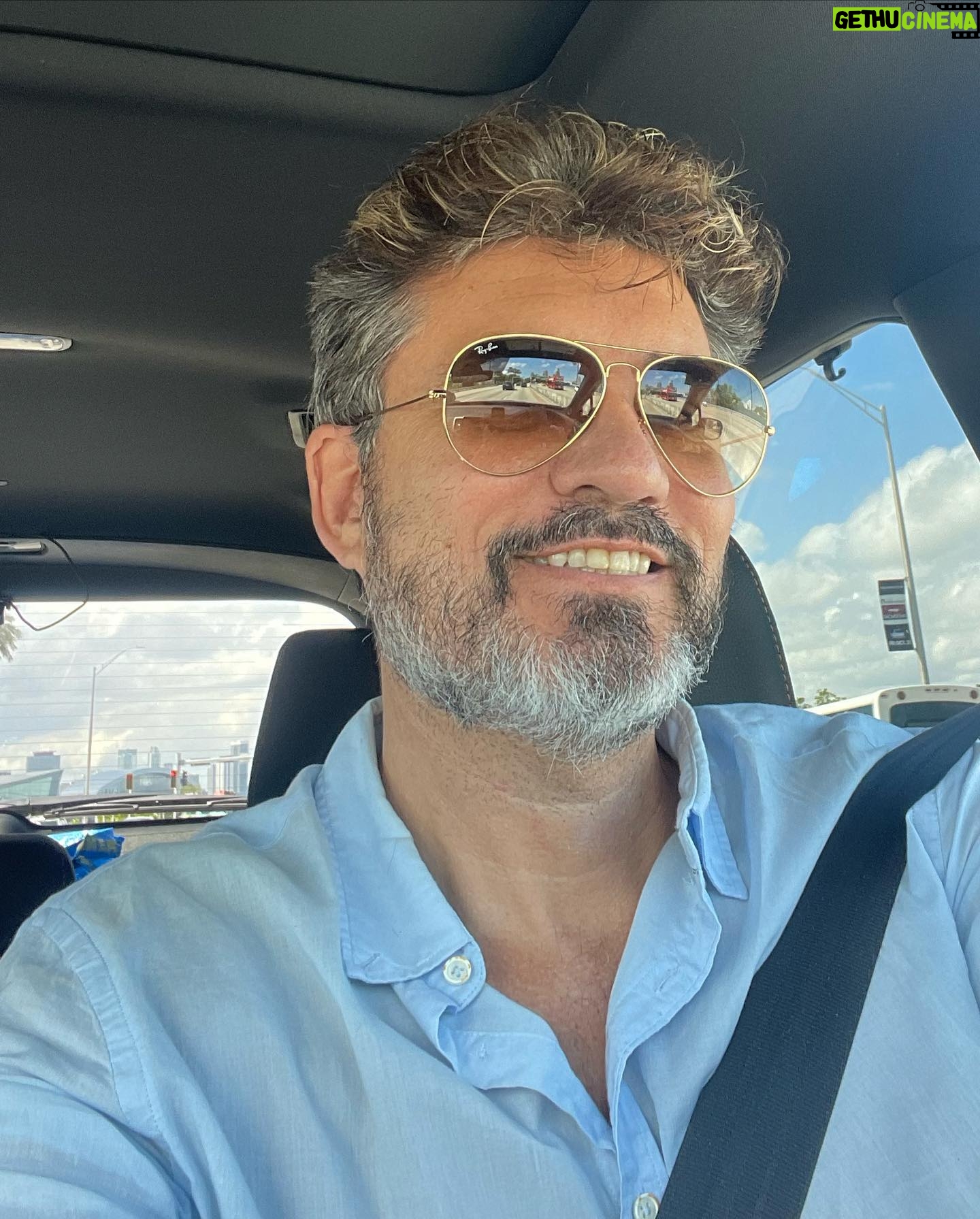 Diego Olivera - 2.6K Likes - Dos días… dos 👀 #actitud #smile