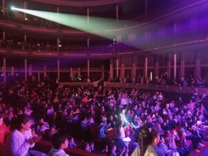 Diego Topa Instagram - @diegotopaok , uno de los artistas más carismáticos y queridos por todas las familias, se presentó nuevamente con #ElColiseo con su show musical lleno de alegría y color, en el que los más chiquitos y sus familias cantaron y bailaron sus grandes éxitos y sus más recientes lanzamientos.
 📸 Acá te dejamos un resumen fotográfico 📸

#Temporada2024 #Topa #Teatro #infantil