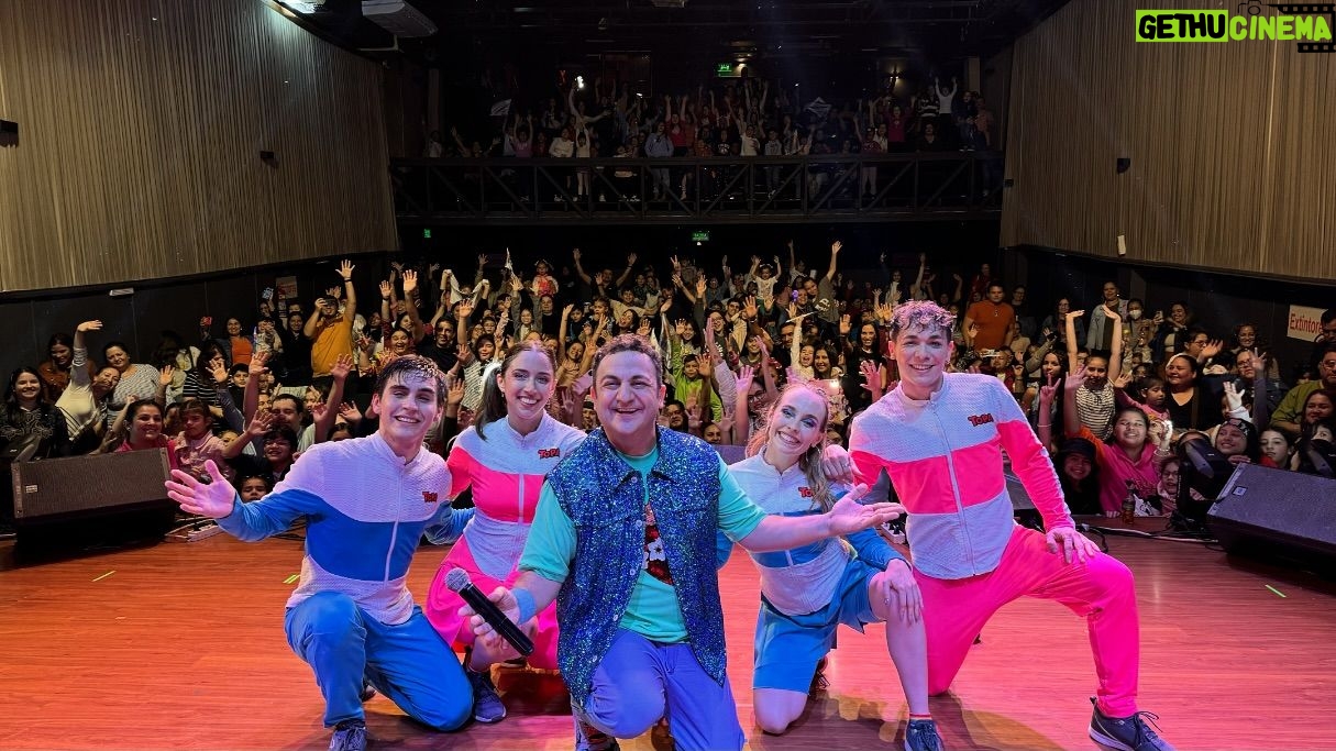 Diego Topa - 4.1K Likes - Gracias Paraguay por estas increíbles funciones. Llenas de amor. Gracias @a2a.produ por hacer que estas funciones sean hermosas. Gracias familias por su amor. Hasta la próxima ❤️🇵🇾 Paraguay.