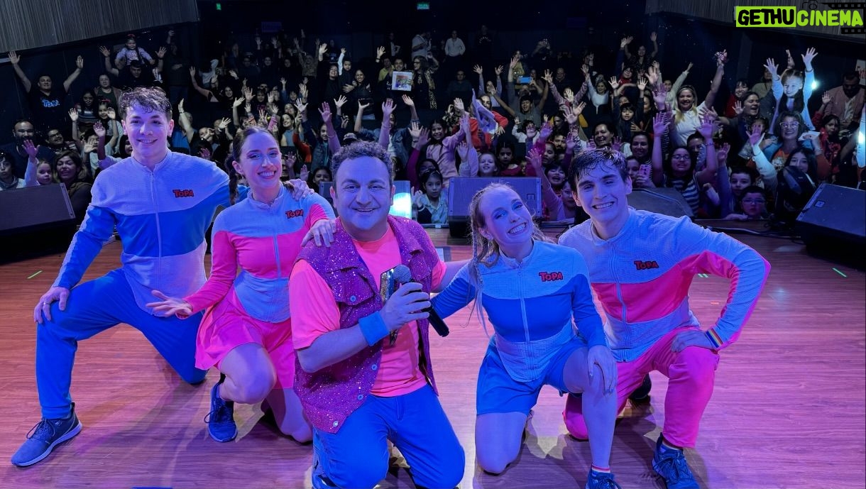 Diego Topa - 4.1K Likes - Gracias Paraguay por estas increíbles funciones. Llenas de amor. Gracias @a2a.produ por hacer que estas funciones sean hermosas. Gracias familias por su amor. Hasta la próxima ❤️🇵🇾 Paraguay.