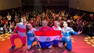 Diego Topa Instagram - Gracias Paraguay por estas increíbles funciones. Llenas de amor. Gracias @a2a.produ por hacer que estas funciones sean hermosas. Gracias familias por su amor. Hasta la próxima ❤️🇵🇾 Paraguay.
