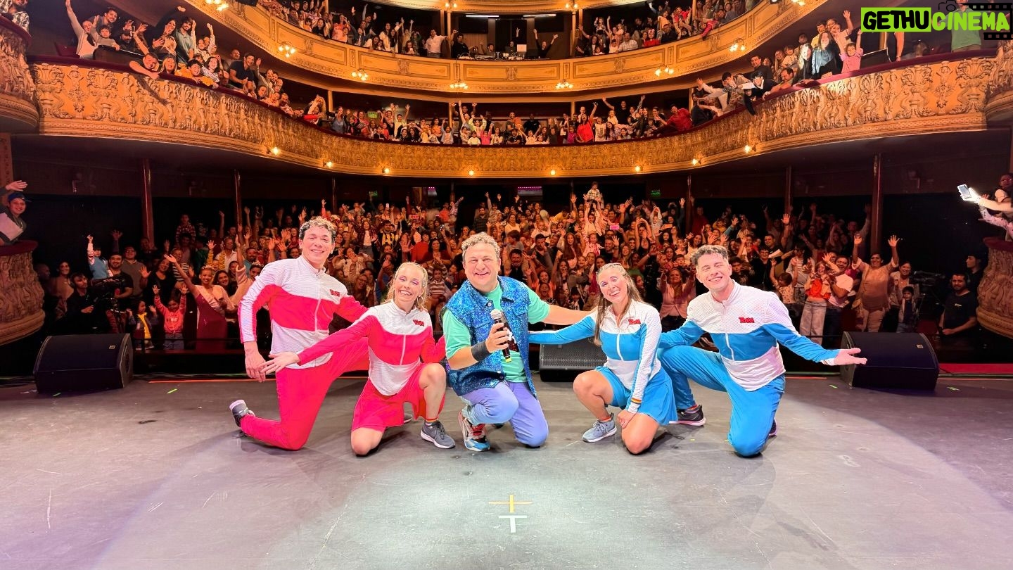 Diego Topa - 2.4K Likes - Que lindo Paysandú! Gracias por estas dos hermosas funciones repletas de amor. Hasta la próxima Uruguay. Muy pronto en Montevideo.