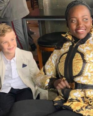Diesel La Torraca Instagram - HAPPY BIRTHDAY TO MY FAVORITE BIRTHDAY TWIN and Litte Monsters Movie Co Star @lupitanyongo 🎂🎂
Big hugs n love to you and hope you have another wonderful birthday!!! Many Blessings to you Lupita 👑💛✨🎂🥳

#birthday #birthdaygang #birthdaytwin #piecesgang #lupitanyongo #diesellatorraca
