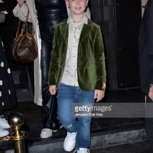 Diesel La Torraca Instagram - #Hollywood #Papped 🎞️🎬📸💫

#papped📸  #paparazzi #actor #kidactor #diesellatorraca #press #pressevent #S2 #ginnyandgeorgia #season2 #launchparty