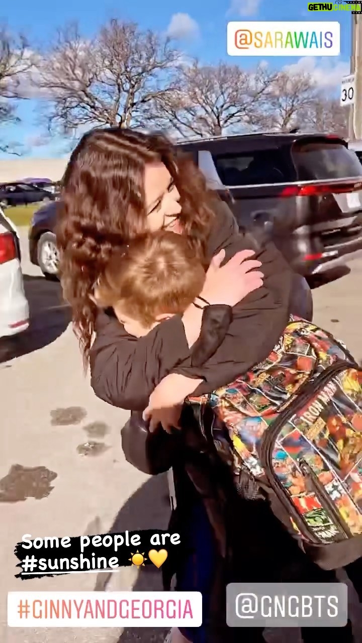 Diesel La Torraca - 7.3K Likes - Some people are #sunshine ☀️☀️☀️
Love and miss you soooo much @sarawais 👑❤️
#ginnyandgeorgia #season2 #filming #flashback #reunited #bestie #toknowheristoloveher 🥰🥰