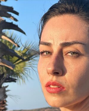 Dilara Aras Instagram - Better together🎉🦋🎉 (ben nasıl böyle saçma sapan yandım😲)