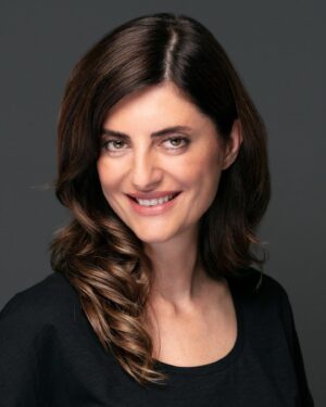 Dilek Yorulmaz Instagram - New acting #headshots #september2023 

📸by @egeislekheadshotlab.

#actor #actress #performer #acting #headshots #