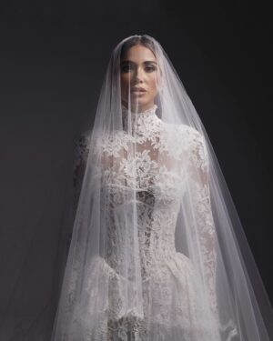 Diletta Leotta Instagram - Il mio sogno 🤍

@ateliereme 
@damianiofficial 

#adv