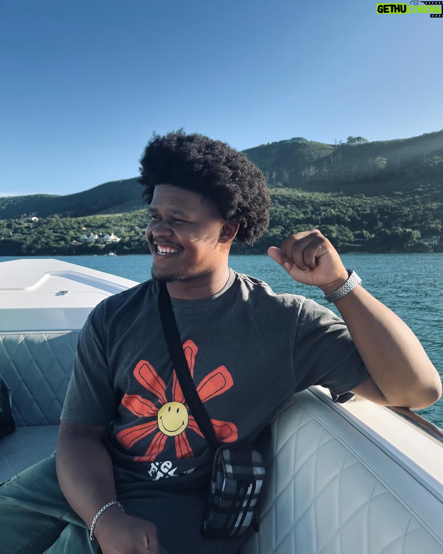 Dillon Windvogel - 6K Likes - Vol 12 - Knysna ⛵️📍
#DillonTravels #AllglorytoGod