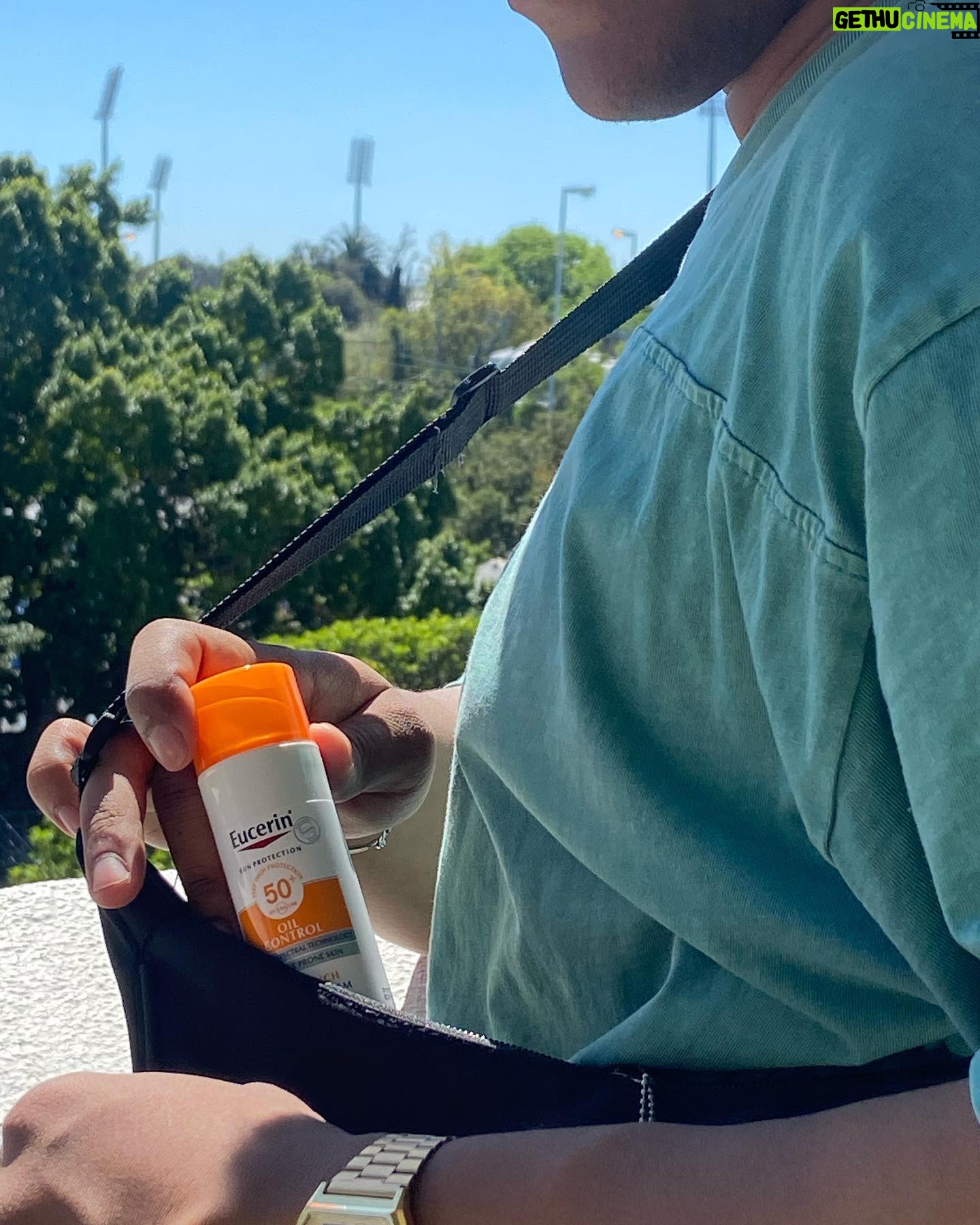 Dillon Windvogel - 6.4K Likes - Let me tell you about my new everyday essential! ☀️🌴
Sun-kissed adventures await, and I'm armed with the @eucerin_sa Sun Oil Control SPF 50 .
Adding sunscreen to your everyday skin routine is a must, not just a summer must! 🌞 Protect your skin while you soak up the rays with Eucerin Sun!
#eucerin #eucerinsun #suncare