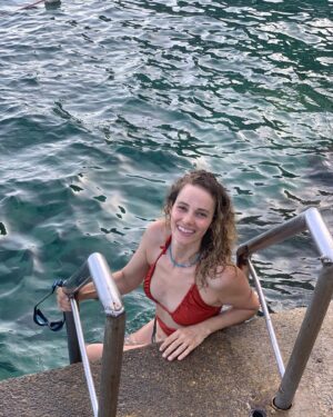 Dilşad Çelebi Instagram - Kaaprii kapri san 
kapri kapri kapri saaan
#capri #marinapiccola