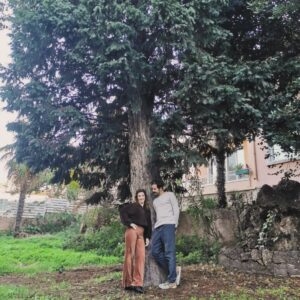 Dilşah Demir Instagram - Sevdik, sarıldık, sarmaladık. Di mi @ecebaykalf ?🌿☘️🏵️💐🌼🌻