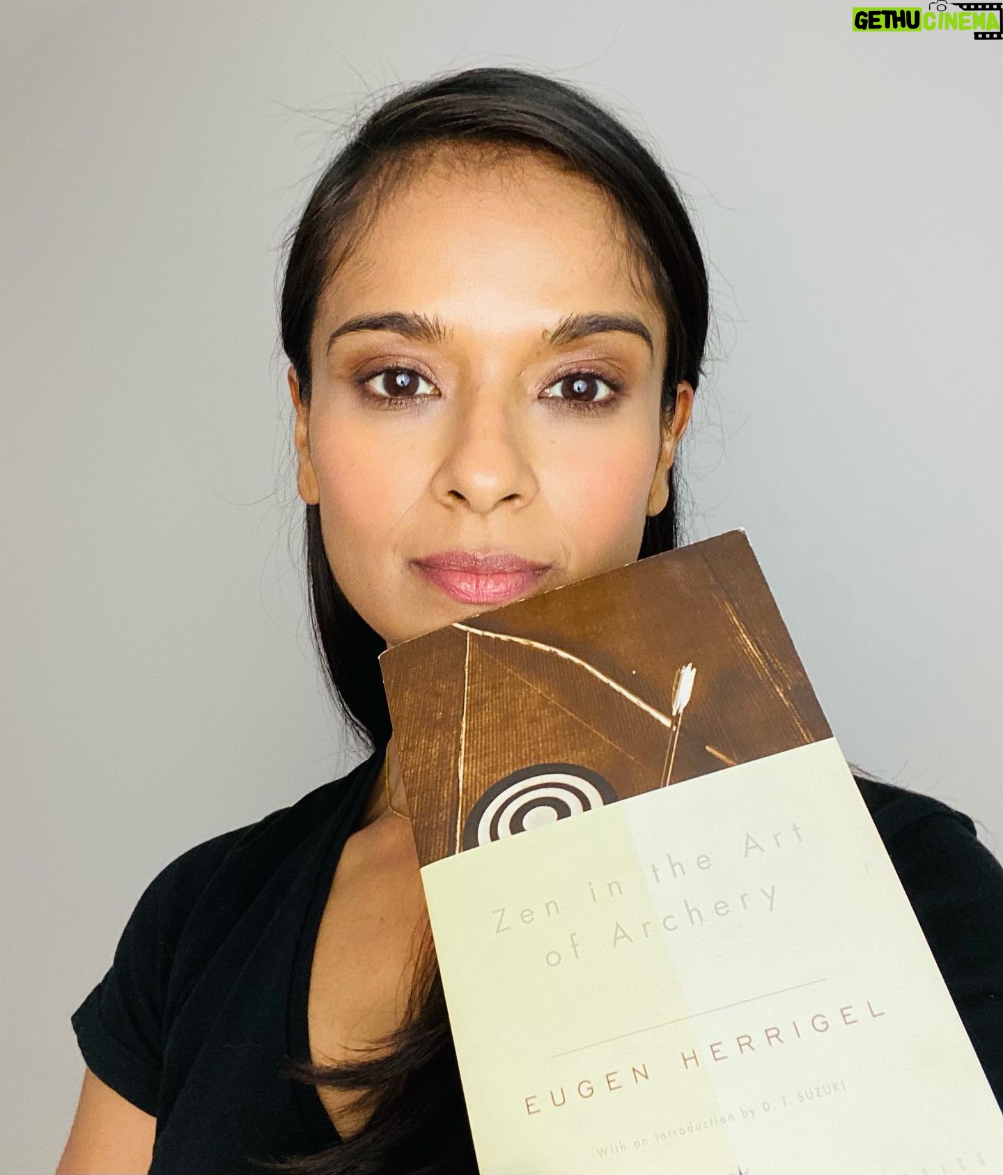 Dilshad Vadsaria - 881 Likes - Weāve all been trained to be results oriented but what about the process? The focus on the road, the journey? Our society doesnāt teach us that. It teaches us to measure ourselves with finality. Well sometimes you just have to learn how to breathe. This book is all about experiencing the moments before letting go to hit that target. #justbreathe
š: The Art of Archery by Eugen Herrigel