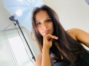 Dilshad Vadsaria Instagram - Glamour shot? Nope. Just a self-tape situation? Yup. 
P.S. #VOTE #VOTE #VOTE 
🗳🗳🗳🗳🗳