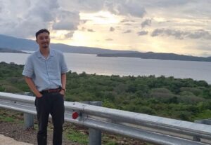 Dimas Aditya Instagram - Shooting boleh traveling jg ok. Tp kalo boleh dua²nya sekalian kenapa nggak 😄