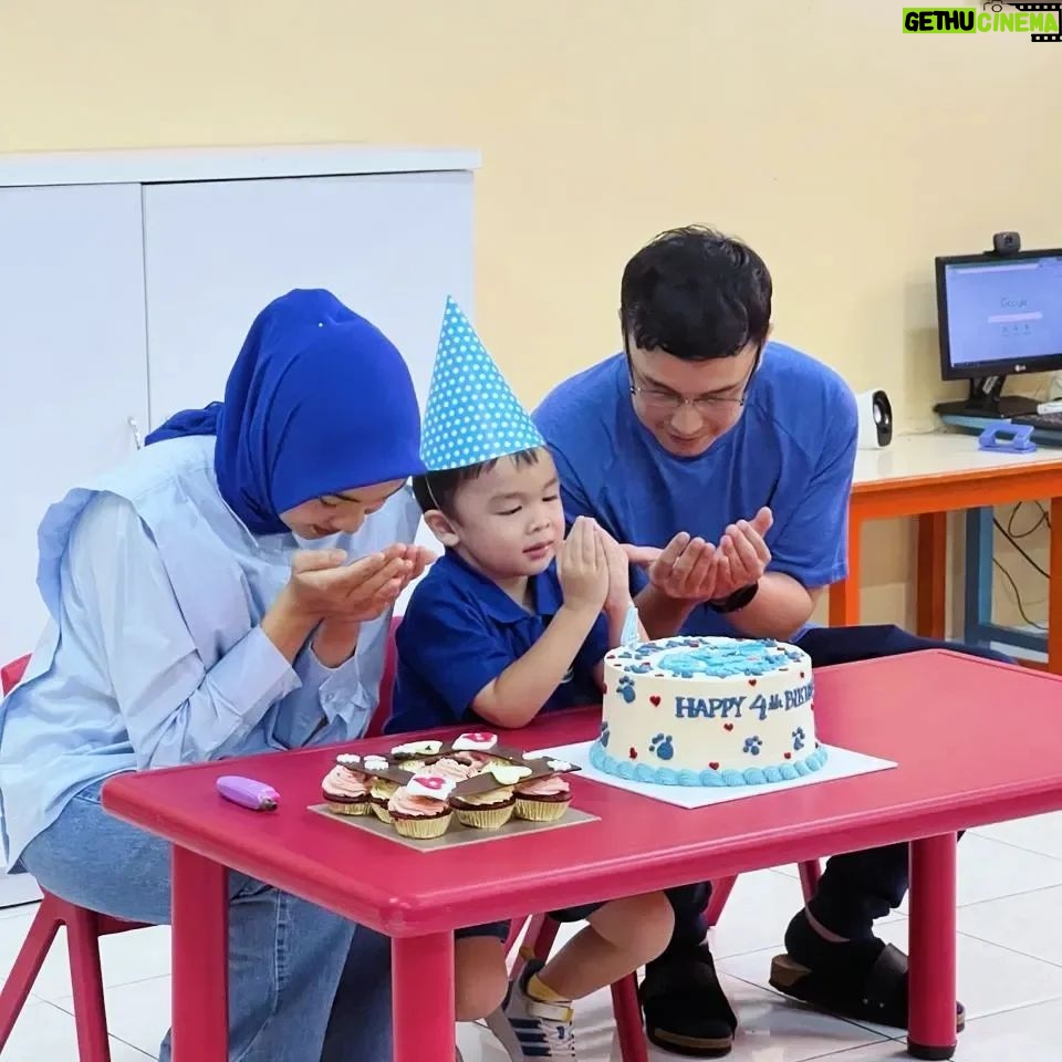 Dimas Aditya - 1.3K Likes - Semoga kami diberikan pemimpin yang jujur & adil 🤲