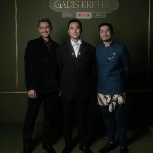 Dimas Aditya Instagram - Soeraja Family #gadiskretek #netflix