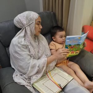 Dimas Aditya Instagram - Iqra, anakku 🥰😘