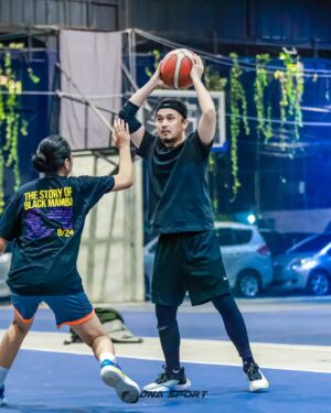 Dimas Aditya Instagram - Maen nomer 2  yang penting gaya aja dulu 😎🤣