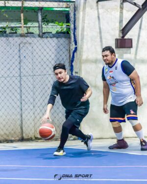 Dimas Aditya Instagram - Maen nomer 2  yang penting gaya aja dulu 😎🤣