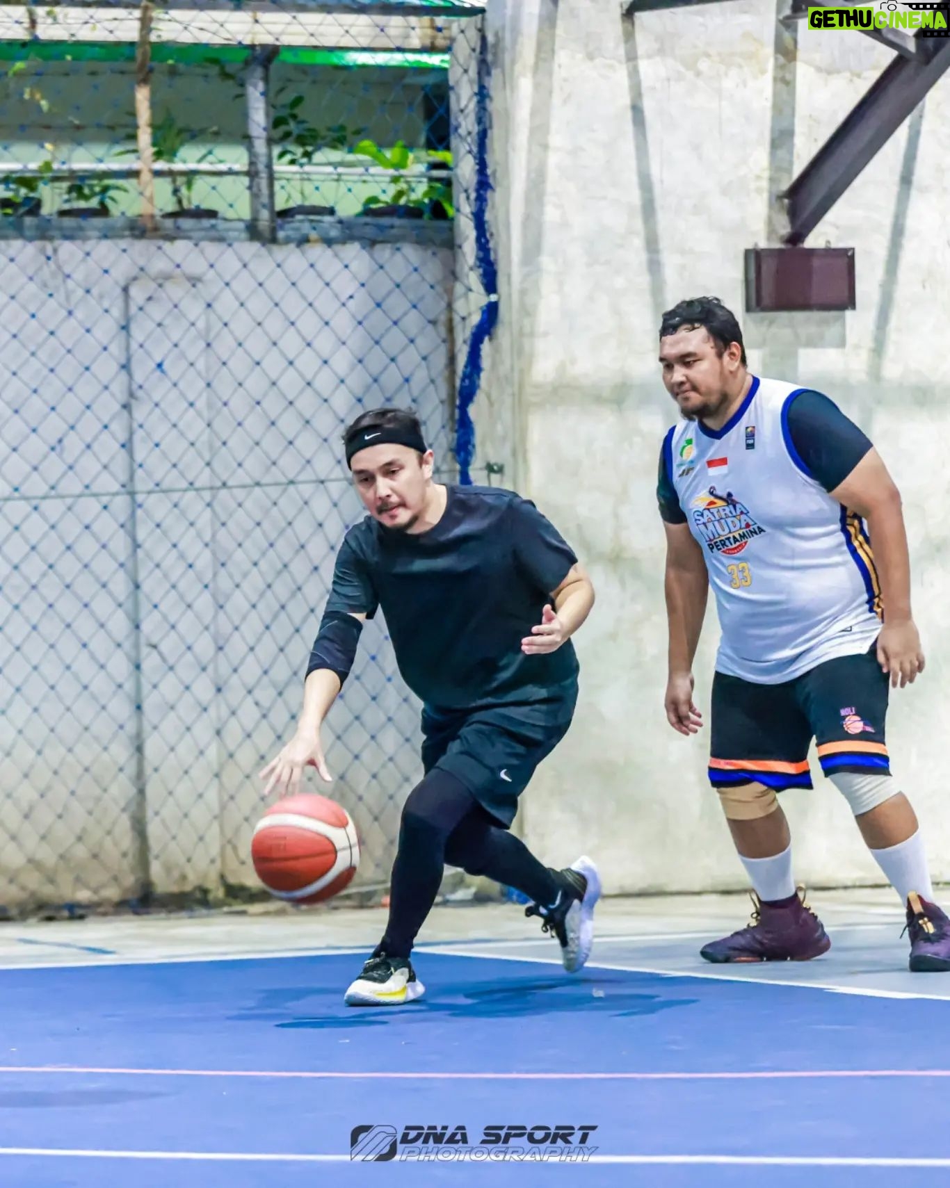 Dimas Aditya - 1.1K Likes - Maen nomer 2 yang penting gaya aja dulu 😎🤣