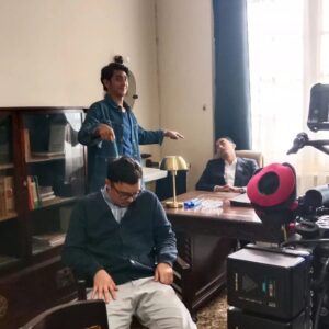 Dimas Aditya Instagram - Ketika saya lelah 
Ketika si mas lelah 
Ketika kami lelah 
Pada ulahmu Bas 
#gadiskretek #netflix