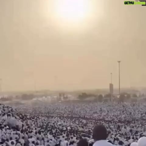 Dimas Seto - 34.8K Likes - MasyaAllah, semoga teman teman yg belum berangkat haji bisa di segerakan untuk berangkat haji, dan Allah menerima doa2 teman2 semua yg berpuasa di 9 dzulhijjah 🙏🏻