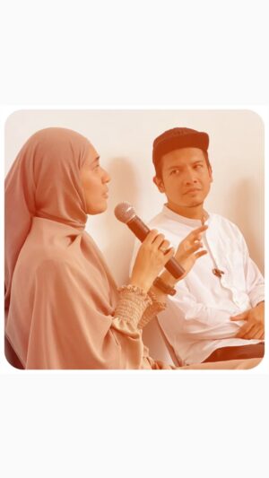 Dimas Seto Instagram - Support system paling penting adalah orang terdekat, kalo belum nikah ada keluarga atau temen2.
Alhamdulillah bisa silaturahim sama temen2 @remisyaofficial 

PS, plis jangan gitu juga dong liatnya ☺️☺️