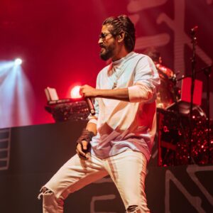 Dinesh Kanagaratnam Instagram - If you loved the Rap Medley then come share me your favourite line!