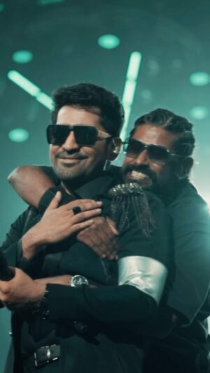 Dinesh Kanagaratnam Instagram - Vijay Antony x ADK = FLOP 💯

Purinjavan Purinjiko… Puriyathavan Purinjavan Kitta Keatu Therinjiko

#IAMFLOP #vijayantony #adkofficial