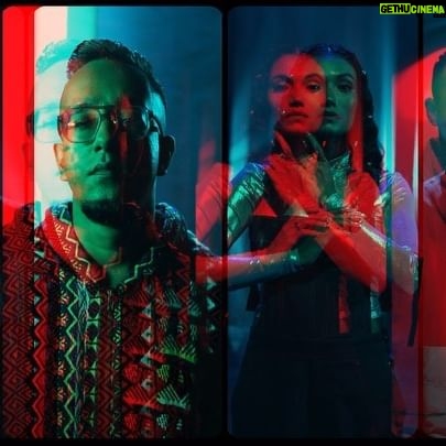 Dino James - 95.8K Likes - MTV Hustle 03- Represent pesh karta hai rap revolution ke 4 pillars jo Represent karenge humare desh ki awaaz ko!
Toh India, taiyar ho tum?
@indiapoco MTV Hustle 03, Represent. Co-powered by @govo.life, @tseries.official & @wildstoneofficial. Starts 21st Oct, Sat-Sun 7PM only on MTV & JioCinema.
Associate sponsor: @nbaindia
#MTVHustle03 #MTVHustleRepresent #HustleShunyaTeen #Hustle #MTVHustle #HustleKeSquadBosses
