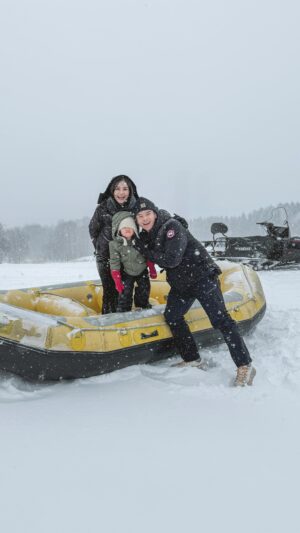 Dion Wiyoko Instagram - Snow Rafting in the midst of Snowfall is such an oxytocin boost! Was contemplating to do this during snowfall and temperature -8 degrees with toddler but we were all so happy including GG. She might be one of the youngest passenger today and we couldn’t be more proud ❄️
