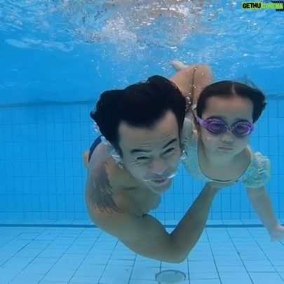 Dion Wiyoko - 2.5K Likes - 🩵🩵
Video: @aquaticbabyid