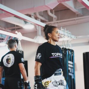 Dione Barbosa Instagram - keep giving thanks and keep it pushing 🔥