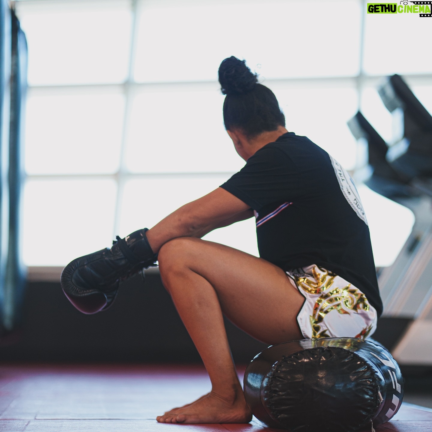Dione Barbosa - 3 Likes - keep giving thanks and keep it pushing 🔥