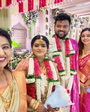 Divya Ganesh Instagram - இன்று 09/06/2024 மணநாள் காணும் ஹரீஸ் நிவேதிதா ….இனிய திருமண நல்வாழ்த்துகள் ….