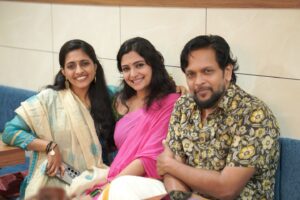 Actress Divya Pillai HD Photos and Wallpapers November 2024