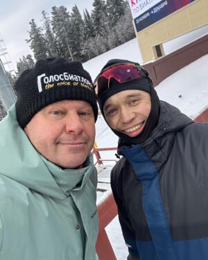 Dmitriy Guberniev Instagram - Сумел сделать фото с легендарным Даниилом Серохвостовым!! Ветер биатлона гонит нас впереди!!!! 🤘🏻🤘🏻🤘🏻🤘🏻🤘🏻🤘🏻🤘🏻🤘🏻🤘🏻🤘🏻🤘🏻🤘🏻🤘🏻🤘🏻🤘🏻🤘🏻🤘🏻🤘🏻🤘🏻🤘🏻🤘🏻🤘🏻🤘🏻🤘🏻🤘🏻🤘🏻🤘🏻🤘🏻🤘🏻🤘🏻🤘🏻🤘🏻 #серохвостов #биатлон #ветербиатлонагонитнасвперед #голосбиатлона #югра