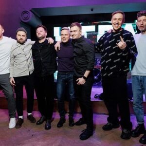 Dmitriy Kozhoma Instagram - Держись Инстаграм. Фотки подвезли. Понимаю, что в предновогодней суете и лайкнуть некогда, но всё же. Хорошего и продуктивного вечера !!!
#kozhoma #димакожома