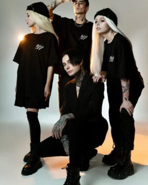 Dmitriy Matveev Instagram - Мы не верим своим глазам 💀

Интернет магазин одежды 366oi shop официально открыт!

Сегодня мы выпустили для вас первую коллекцию очень особенных футболок и приготовили крутые стикерпаки в подарок! Первая партия ограничена, но эта коллекция будет постоянной. 

Что бы приобрести товар переходите на наш официальный сайт https://366shop.ru 🖤