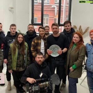Dmitriy Pchela Instagram - Это надо сохранить… 
Это надо запомнить…
Всё просто, ты либо делаешь, либо не делаешь.
План Б - снято!!!
Ребята, спасибо! 
@eugenebaranov @akochubey @a.pavlyutina @ovchinikovs @egothatyoulike @alexandrakorakina