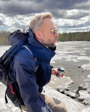 Dmitriy Shepelev Instagram - Рекомендация для вас в путешествии по Карелии Горный парк Рускеала @ruskealapark Зашло даже капризным детям, которые типа такие «ой, а когда уже мы приедем?» Все получили удовольствие