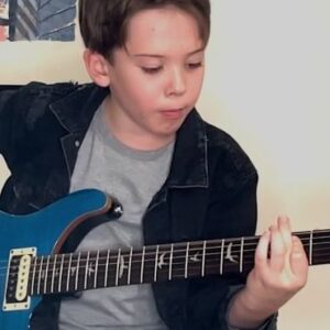 Dmitriy Shepelev Instagram - Новое гитарное видео от талантливого @platonshepelev Смотрите полную версию на канале Платона в Youtube.