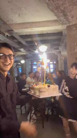 Đỗ Hoàng Dương Instagram - mặc quần áo cũ rồi mặt mũi nhợt nhạt là đủ hiểu bất ngờ cỡ nào rùi heee 🤪