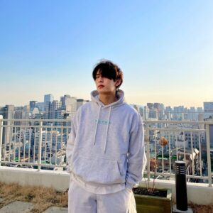 Do Ji-han Instagram - 봄☀️
