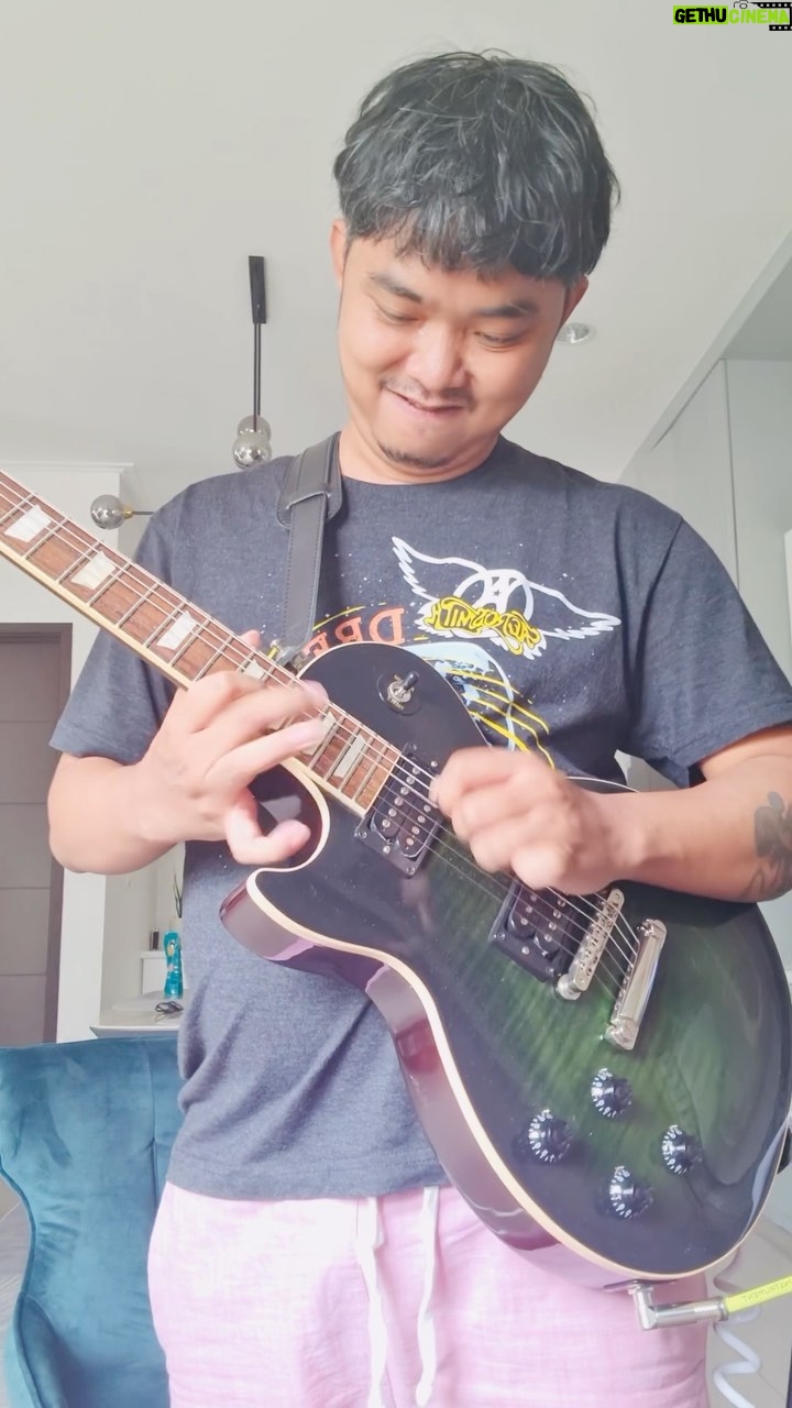 Dodit Mulyanto - 23.6K Likes - Hi I’m Dodit from Vietnam, @johnpetrucciofficial this your song and @slash this is your signature guitar. I’m big fans the both of you. Your lick guitar is difficult I learn until tired. But keep 🔥🔥🔥